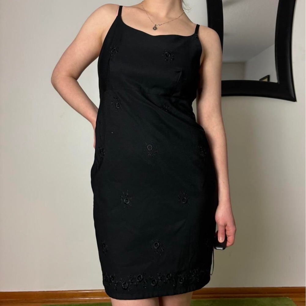 Gap VTG 90s Black Embroidered Mini Sheath Dress sz10 Square Neck fairy grunge - Picture 2 of 6
